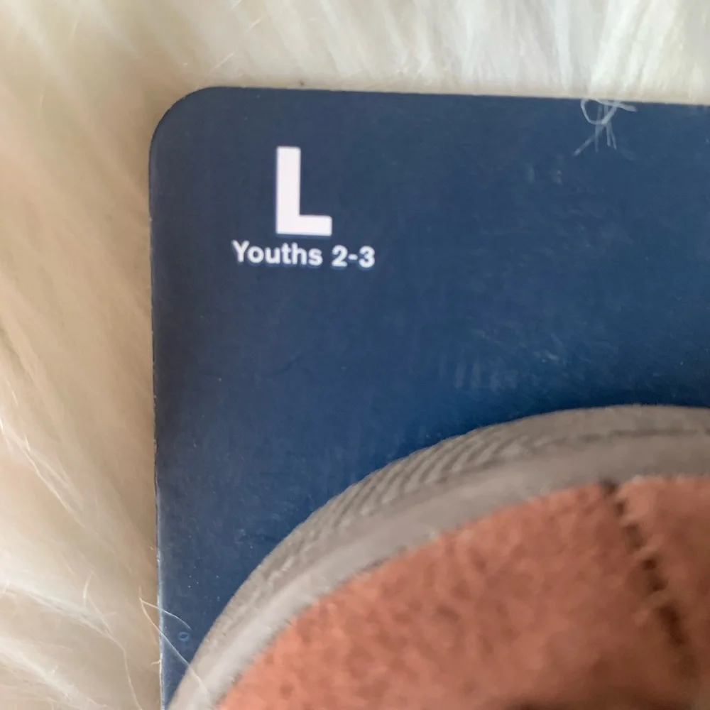 DOCKERS kids youth boys fleece lined brown slippers NWT in size Large (2-3)